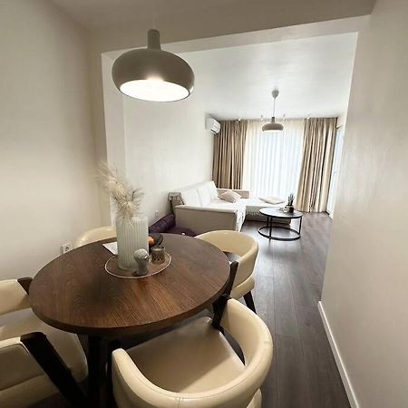 New Luxury Furnished Apartment - Beach, Varna Center & Fast Wi-Fi 外观 照片