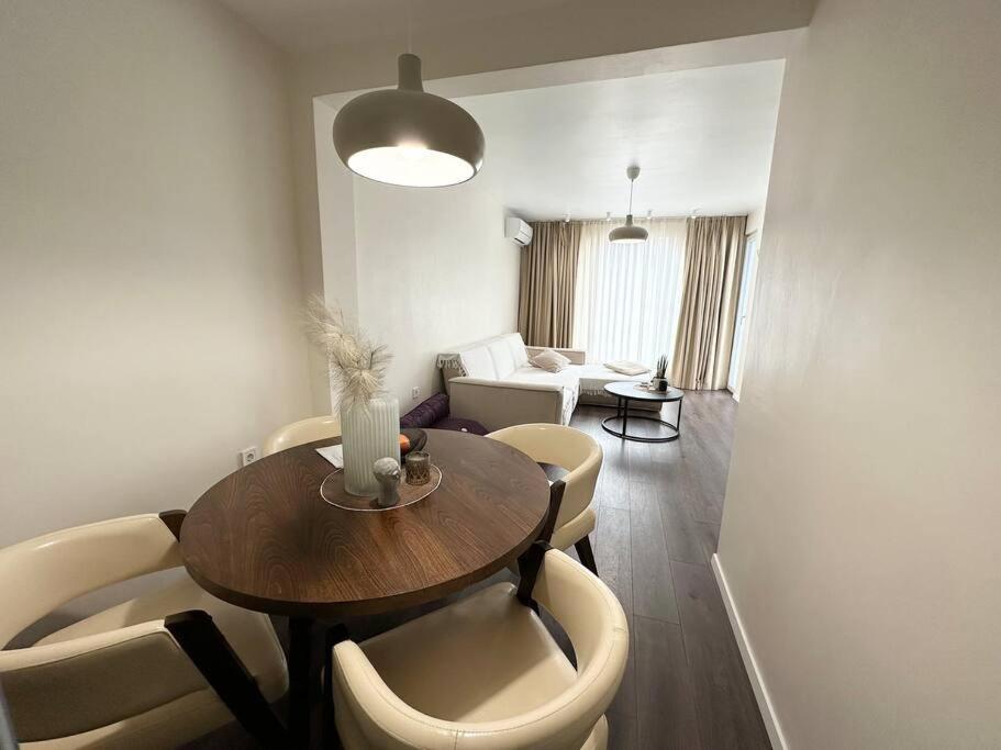 New Luxury Furnished Apartment - Beach, Varna Center & Fast Wi-Fi 外观 照片