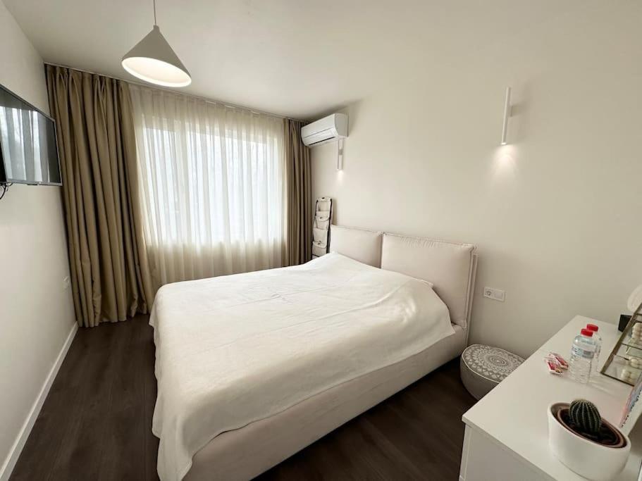 New Luxury Furnished Apartment - Beach, Varna Center & Fast Wi-Fi 外观 照片