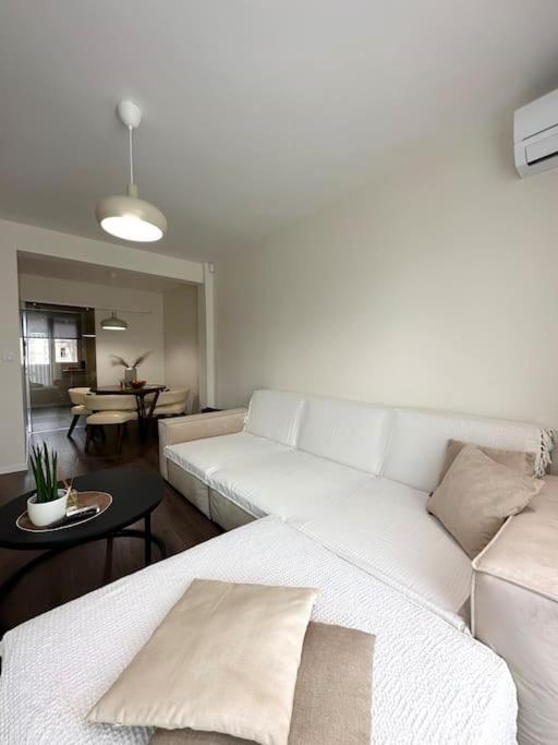 New Luxury Furnished Apartment - Beach, Varna Center & Fast Wi-Fi 外观 照片
